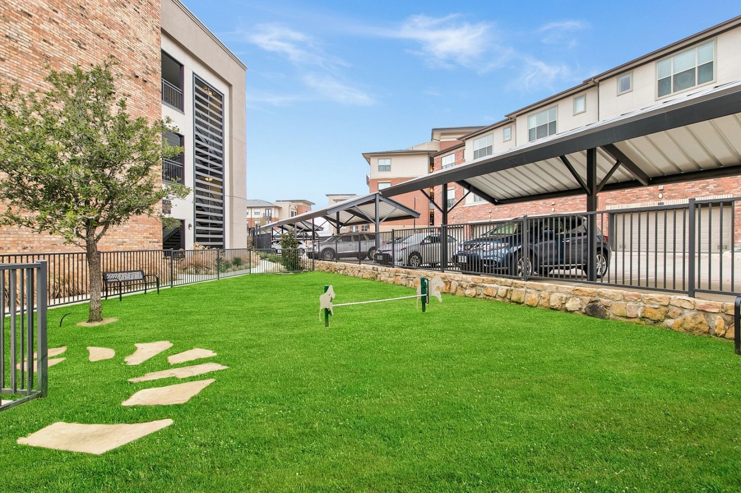 Eastbank River Walk Townhomes & Apartments Image 12