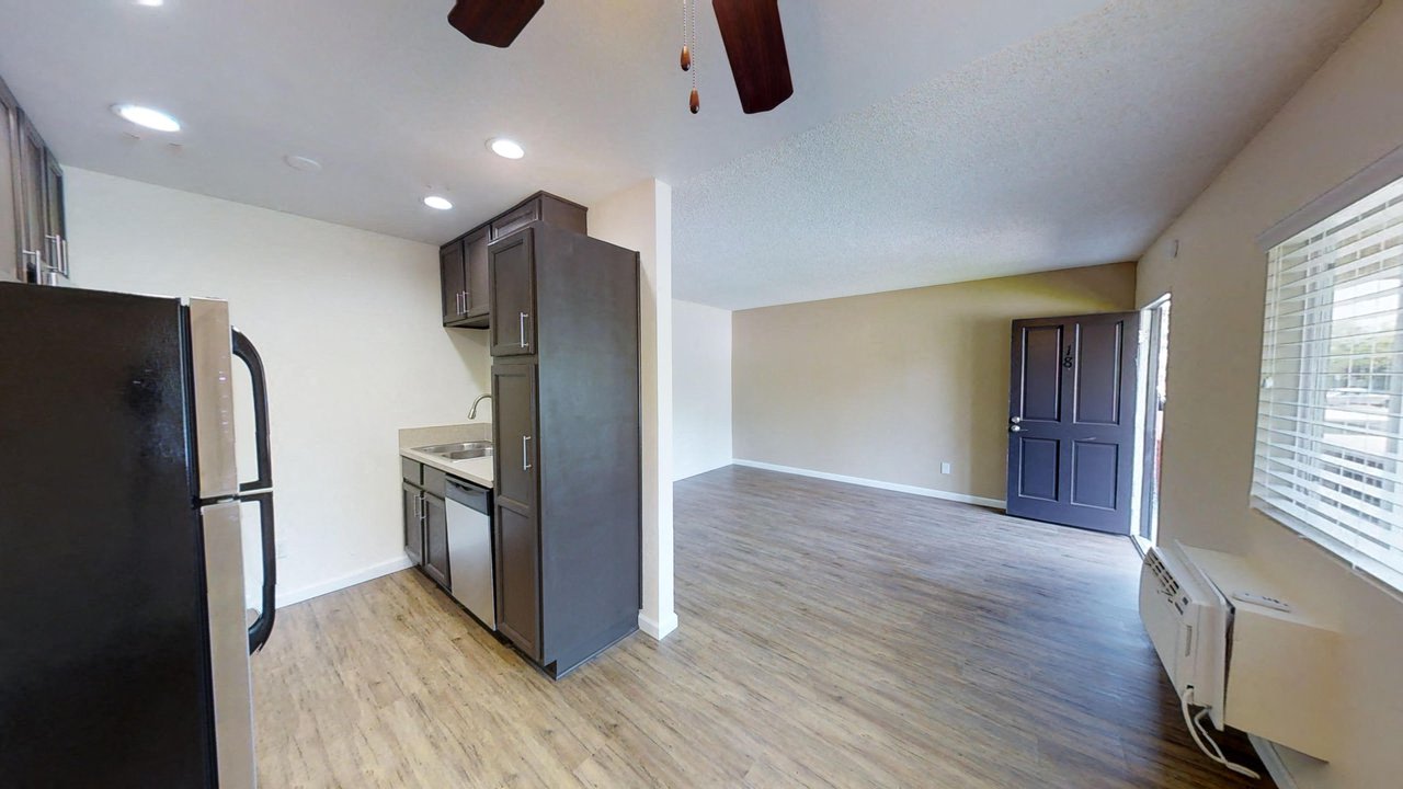 Vintage Apartments Image 10