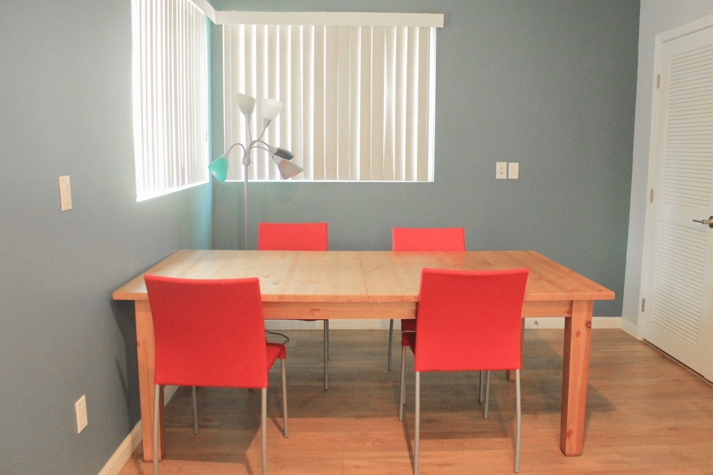 1259 W 36th Place - Co-Living Image 8