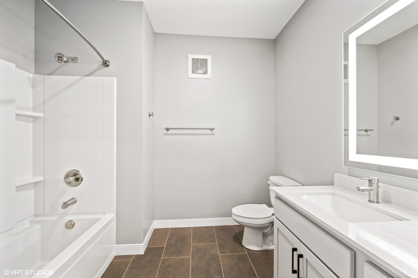 Lago Apartments Image 36