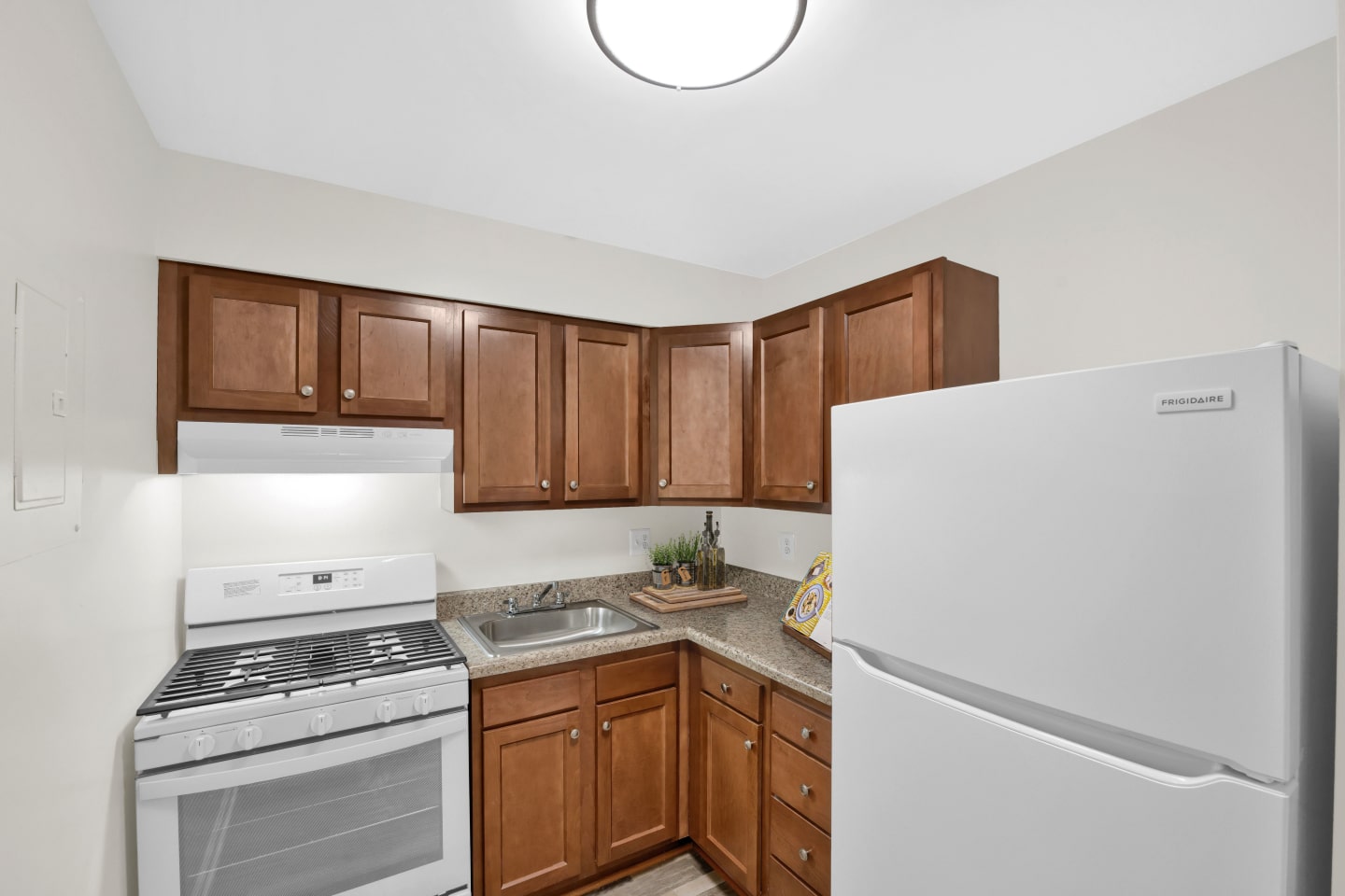 Stoneridge Apartments Image 4