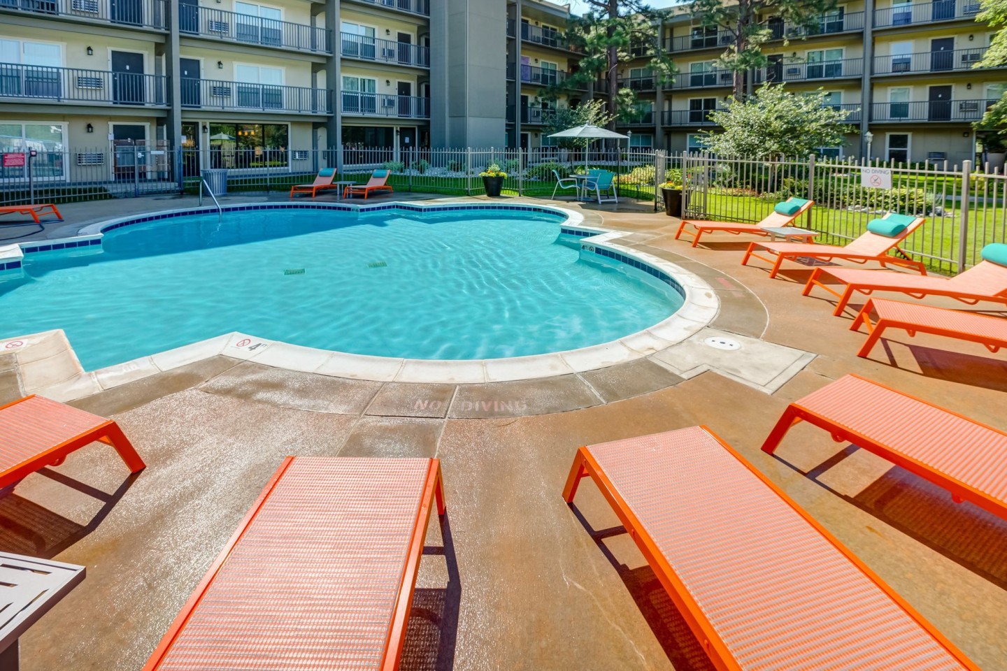 Monaco South Apartments Image 24