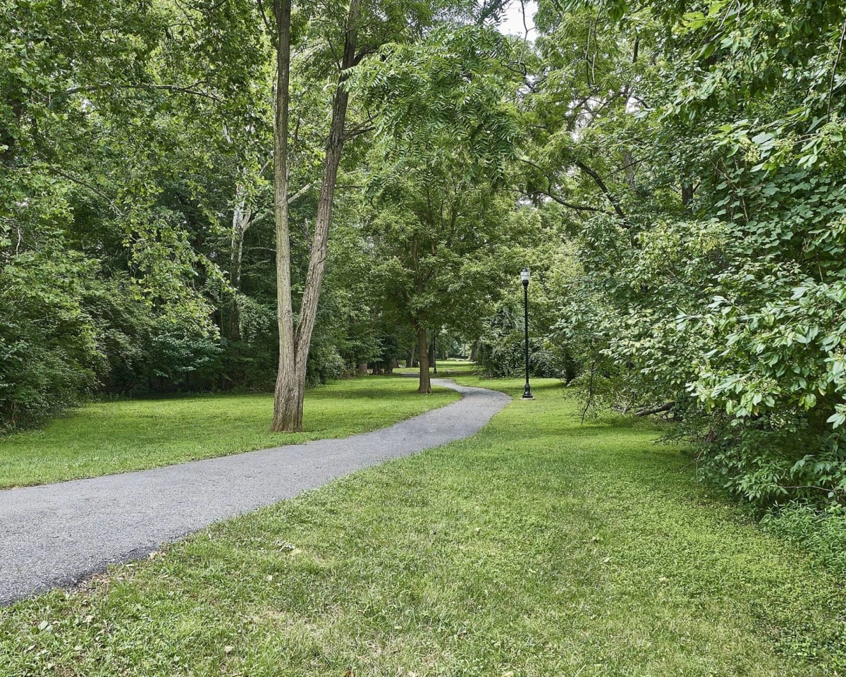 Willowdale Crossing Image 20