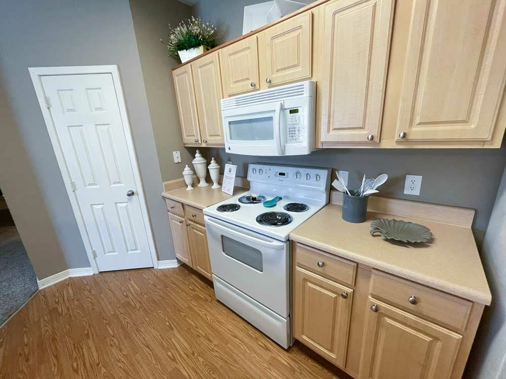 Lexington Place Apartments Image 3