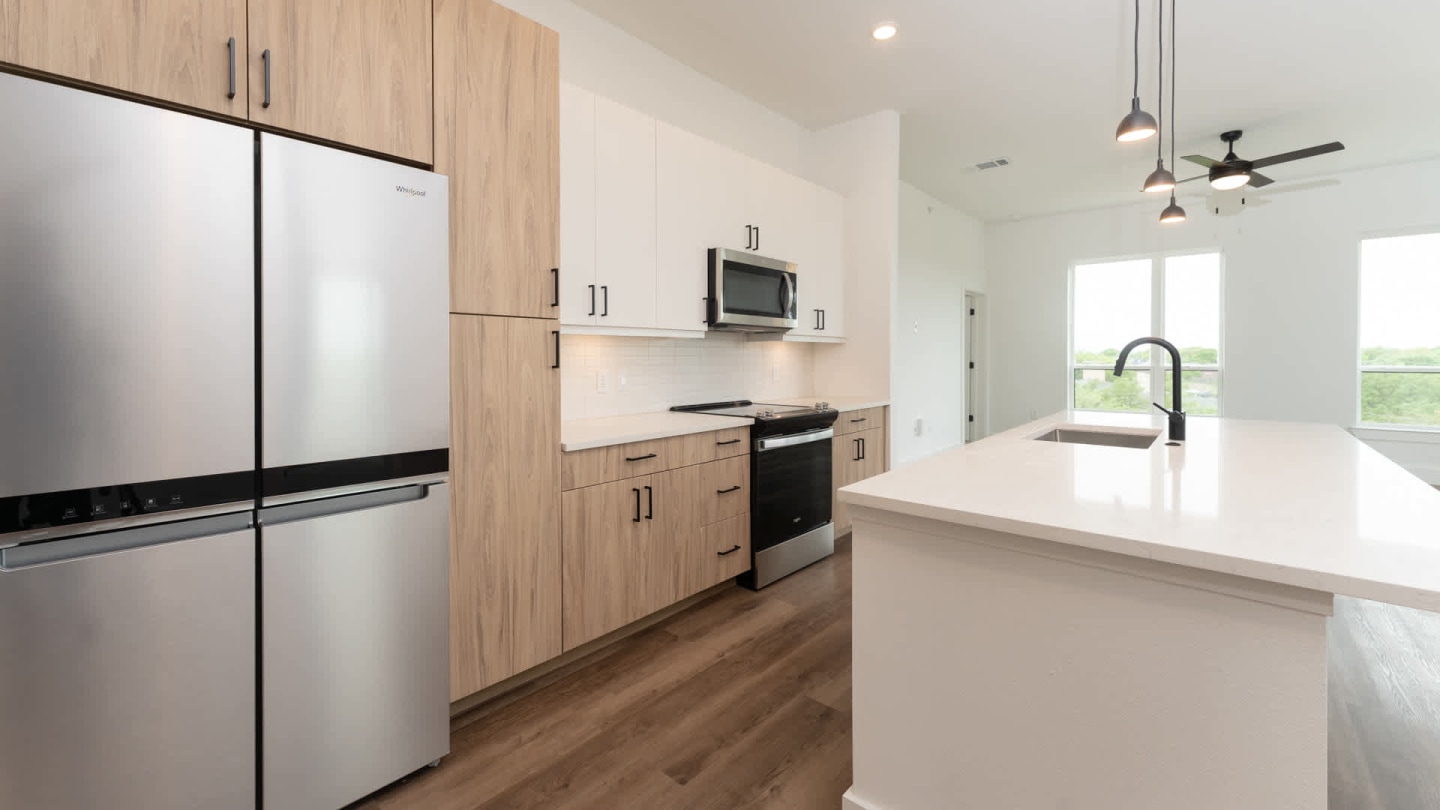 Lyle Apartments Image 12