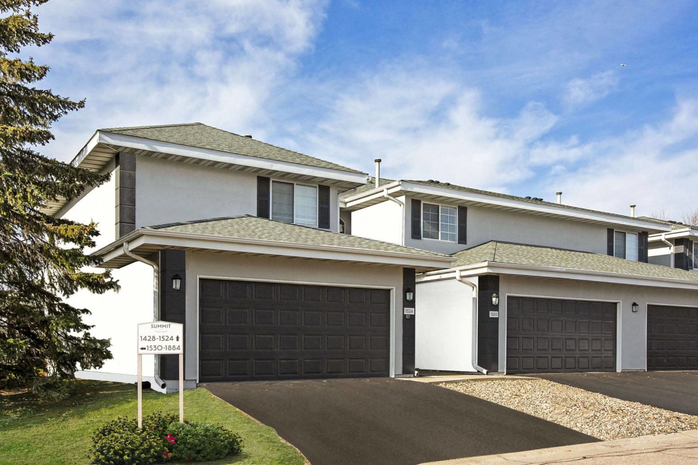 Summit Townhomes Image 13