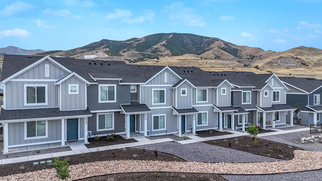 Little Valley Townhomes Image 7