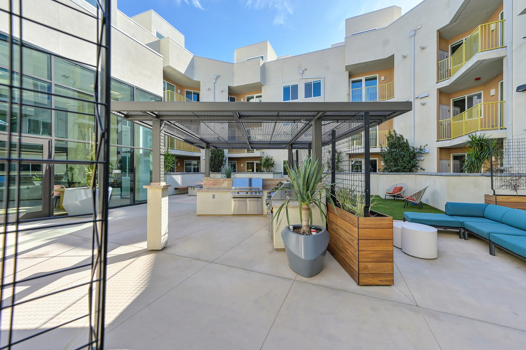 Begonia Place Image 22