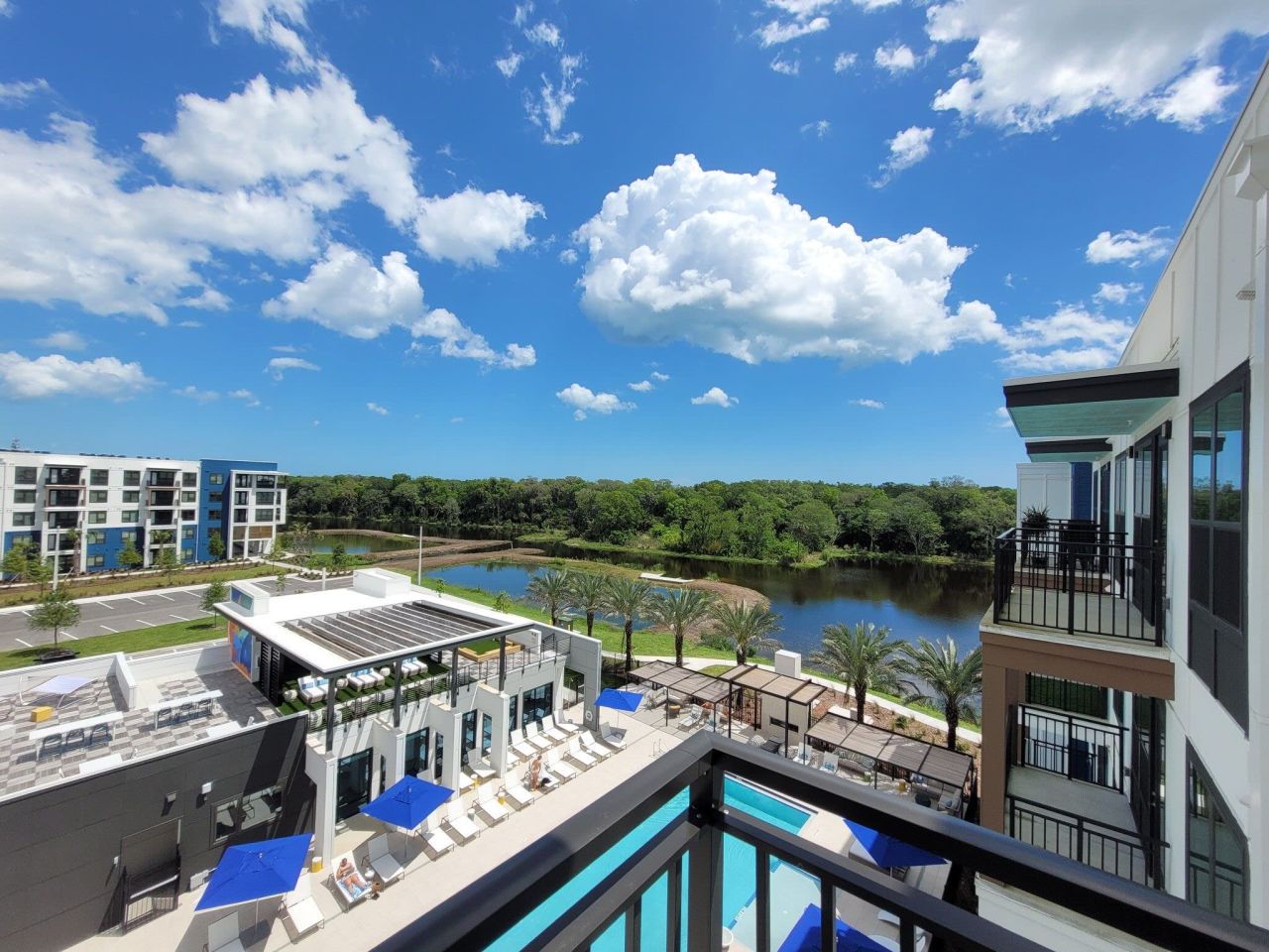The Reef Oceanside Apartments Image 8