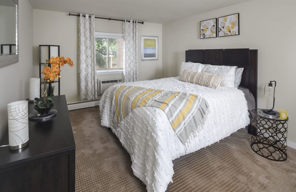 Falls Village Apartments Image 7