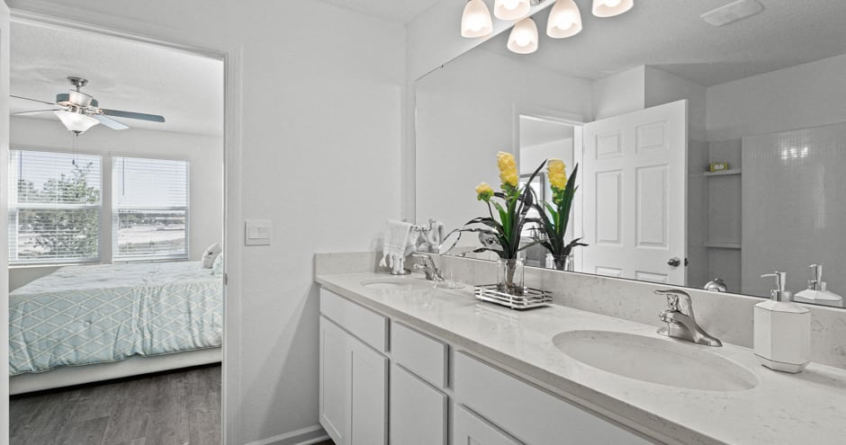 Discovery Trails Townhomes Image 19
