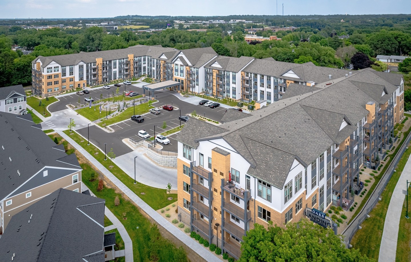 Oaks Landing 55+ Apartments - Senior & Affordable Housing Image 24