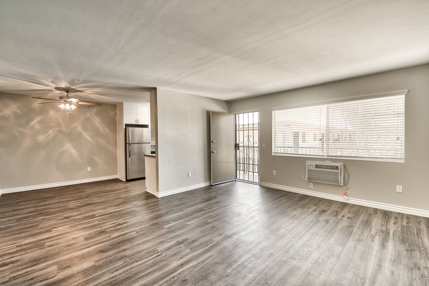 Monterey Apartments Image 28