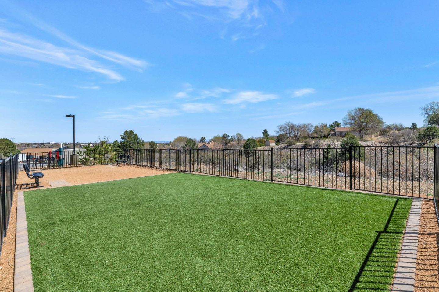 Willow Creek Apartments Image 7
