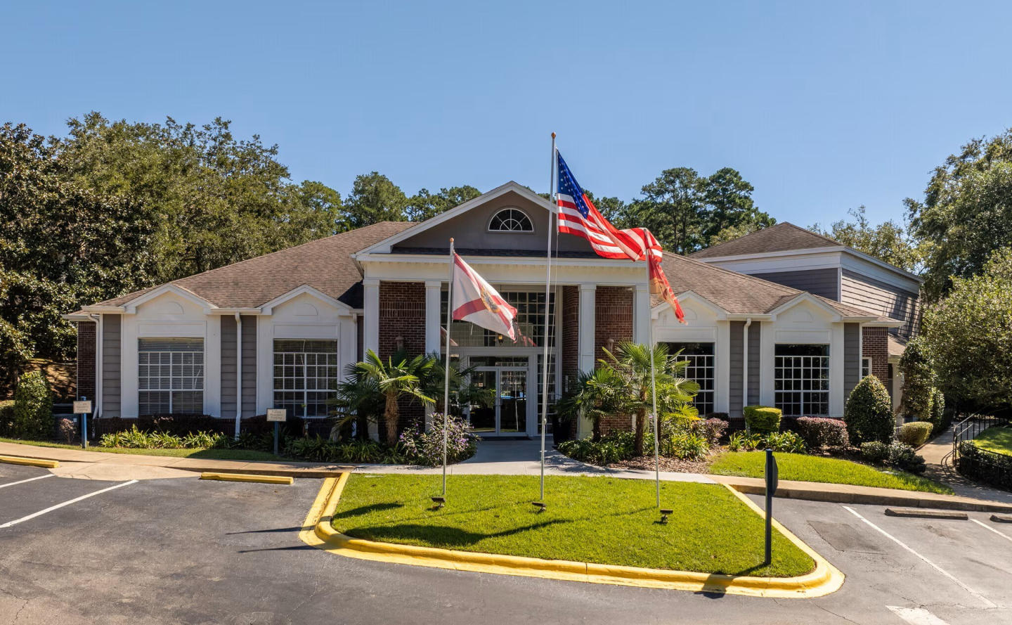 Jackson Square Apartments Image 1