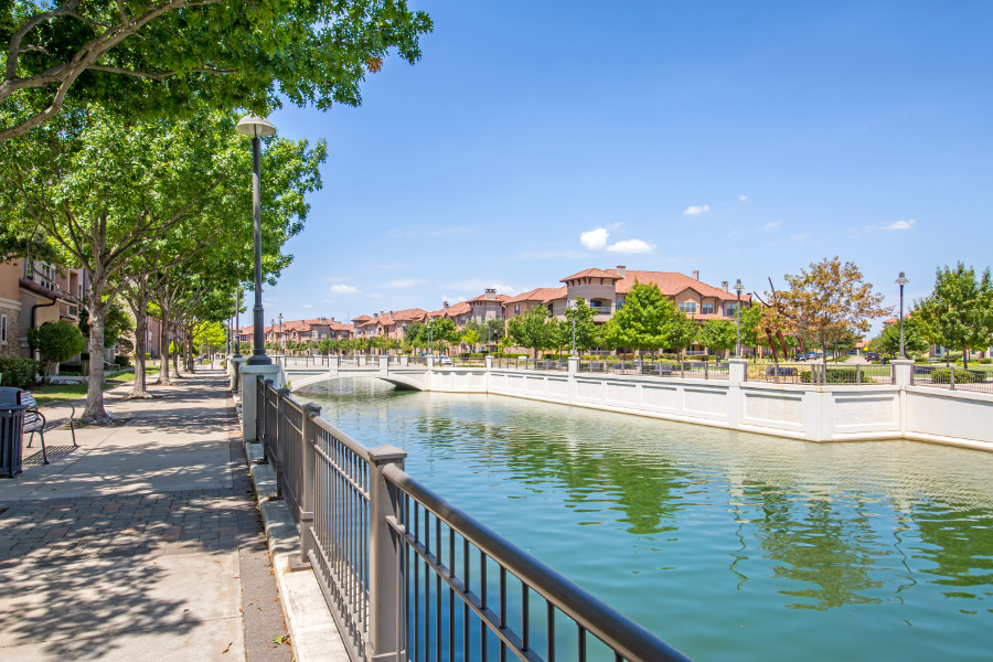 La Villita Lakeside Image 33