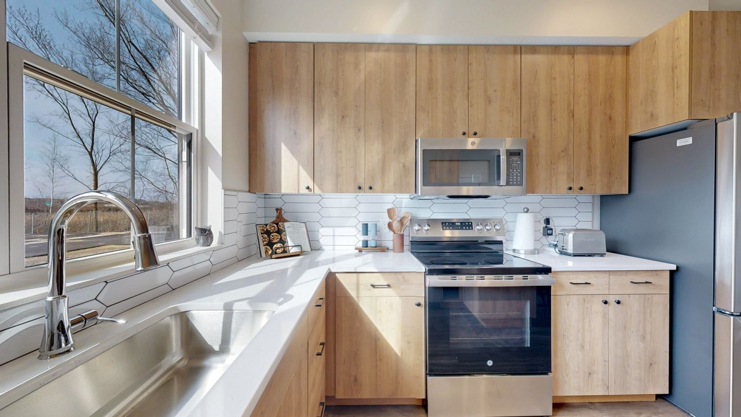 Sandhill Parkway Townhomes Image 3