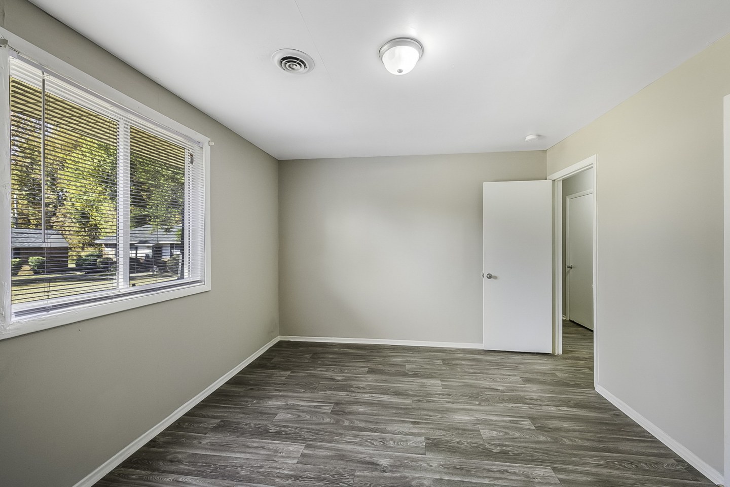 Village at Heritage Place Image 35