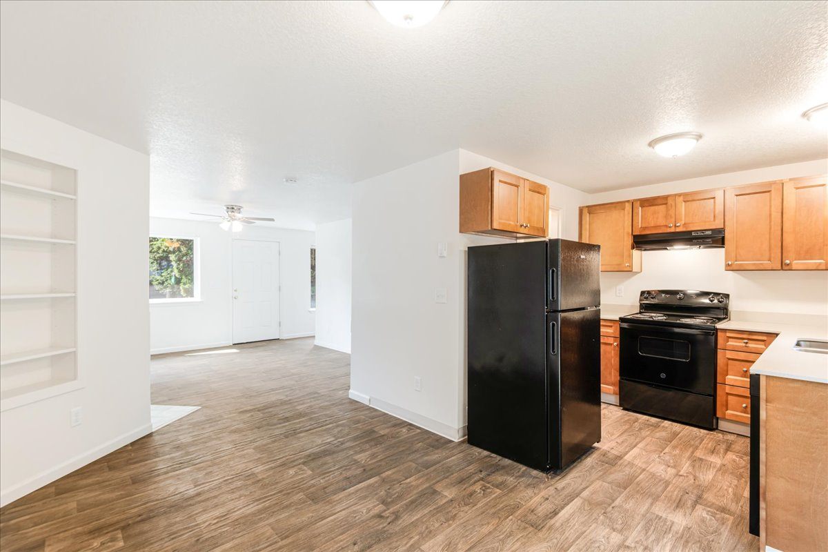 Lincoln Townhomes Image 15