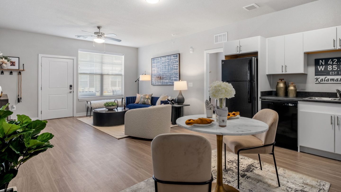 Authentix Kalamazoo Apartments Image 7