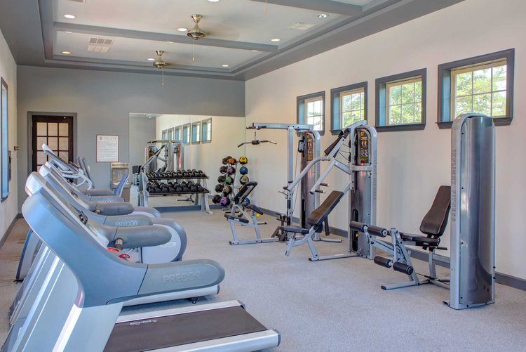 Century Lakeshore Crossings Image 12