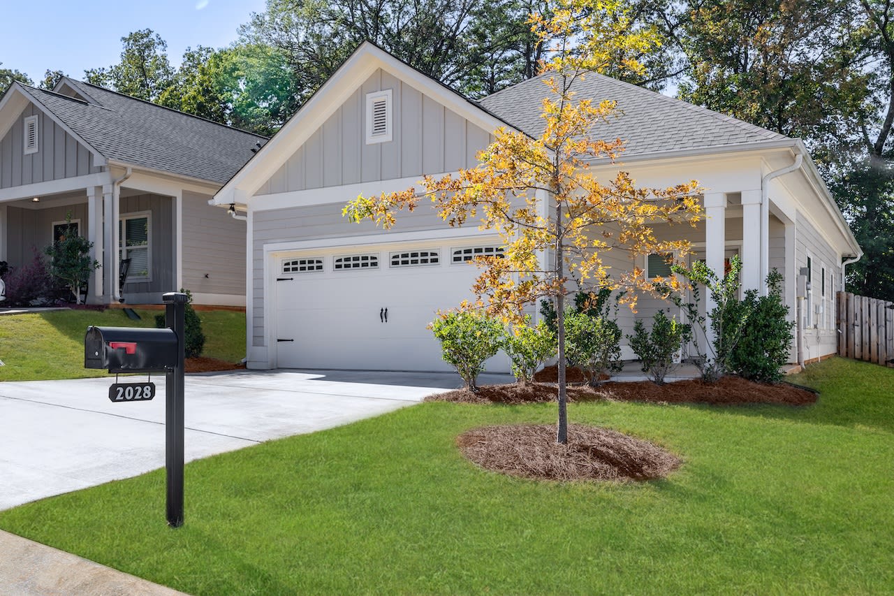 The Cottages on Weaver Avenue Image 22