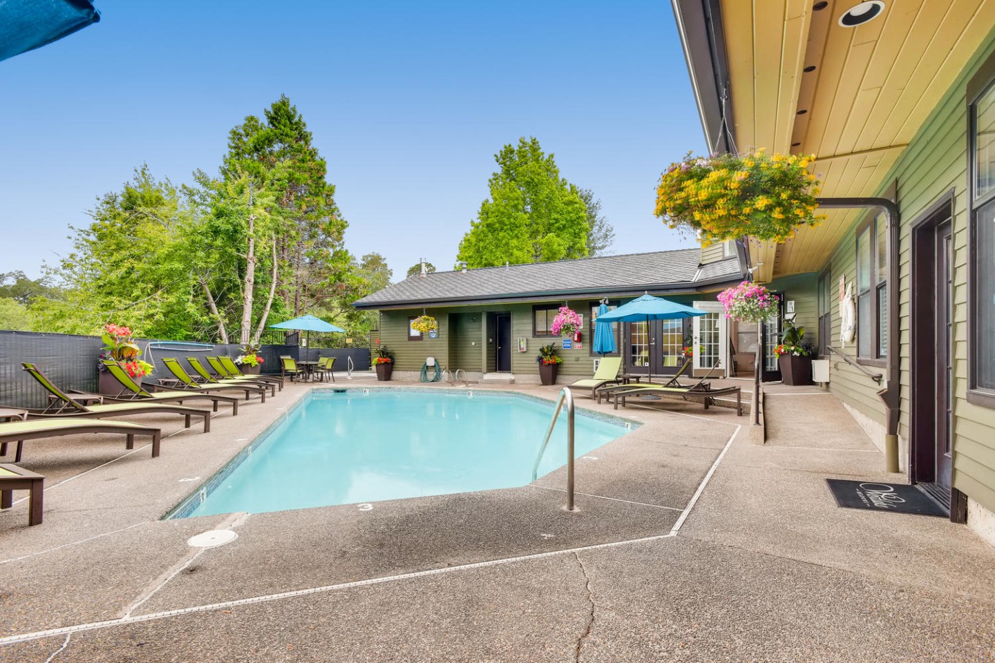 Westlake Meadows Image 21