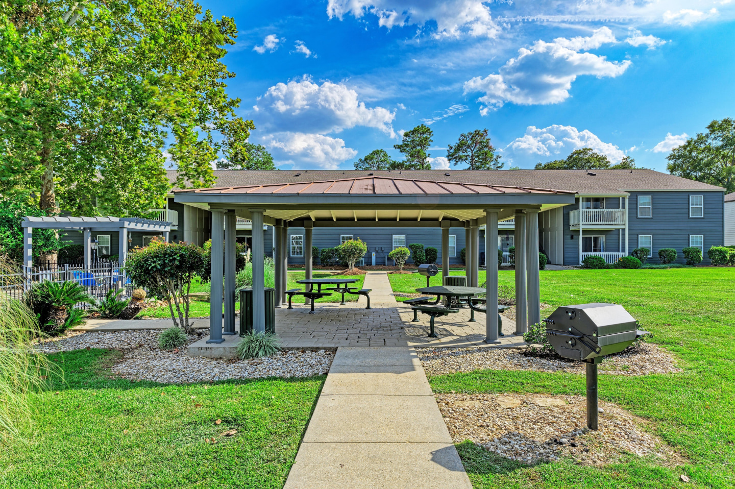 Arbor Walk Apartments Image 34