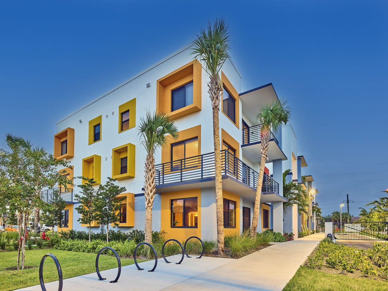 Gateway Luxury Apartments Image 28