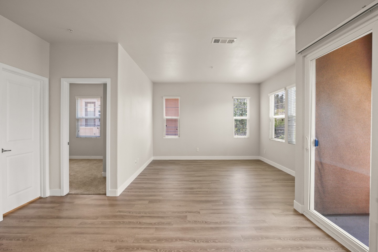 CasaLago Eastlake Image 24