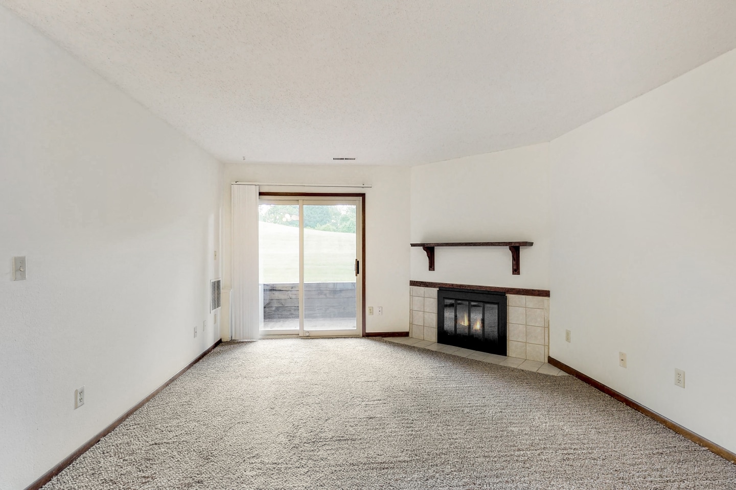 Robin Hill Image 39