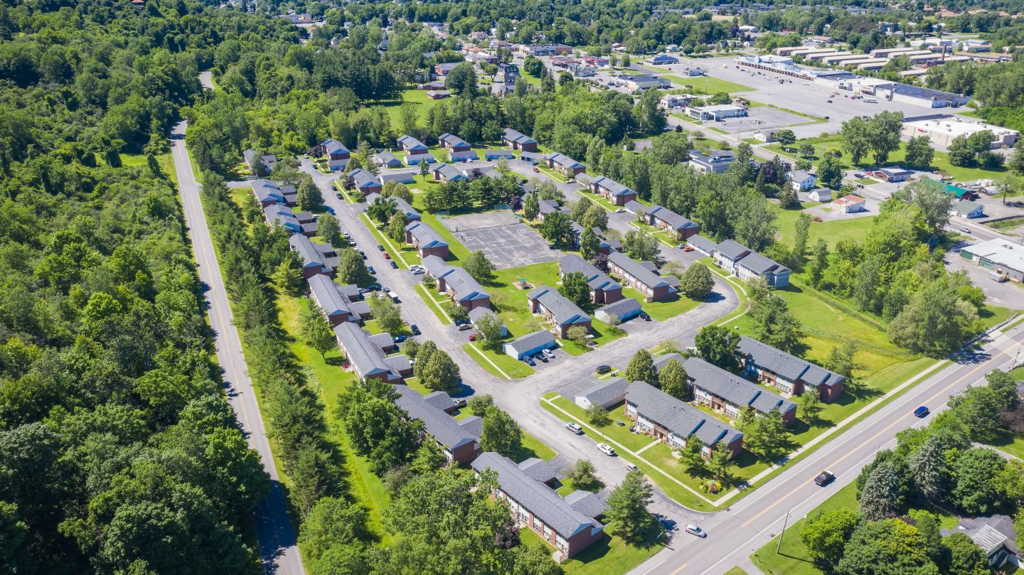 Parkstead Watertown at Thompson Park Image 20