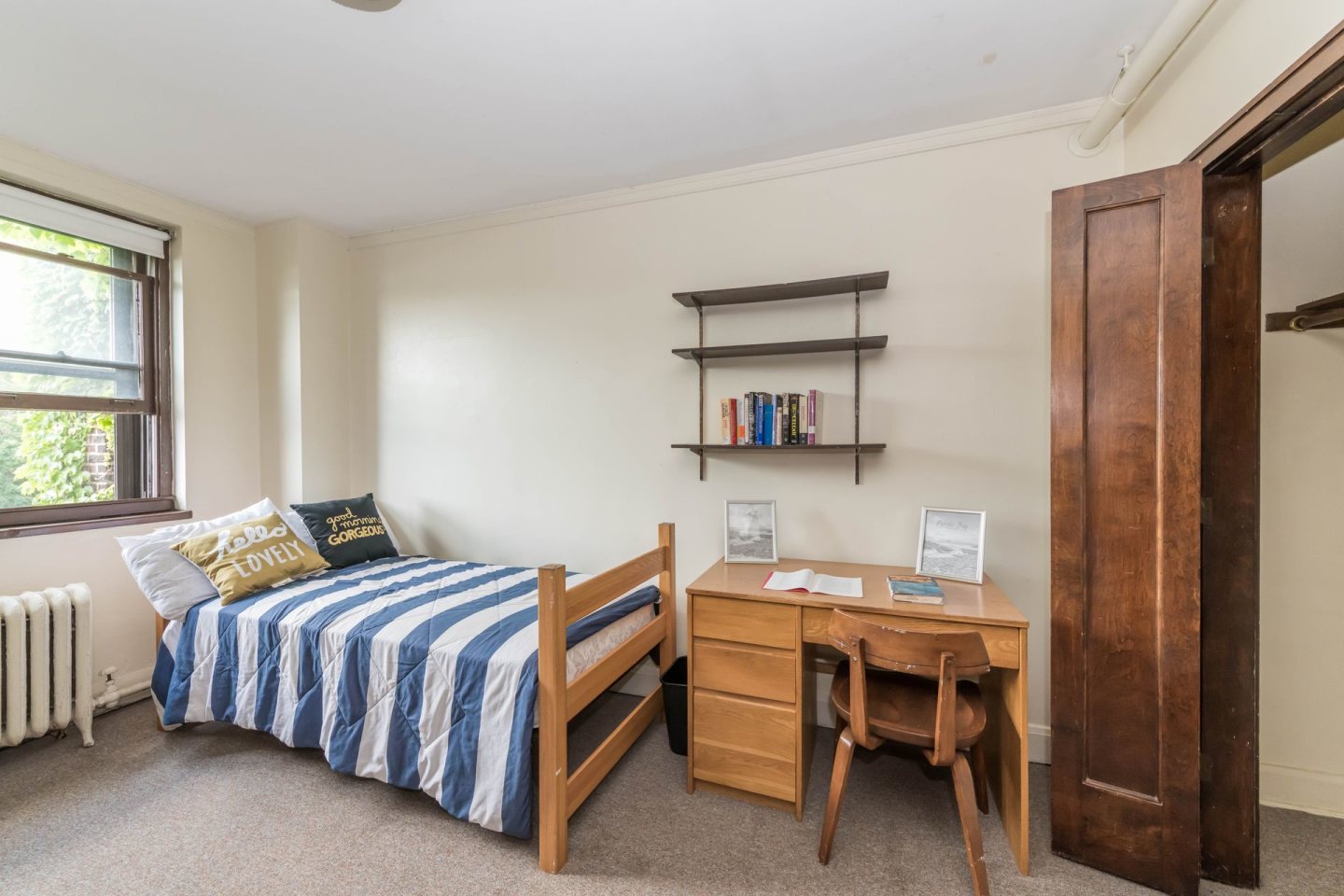 Co Living- 5748 Blackstone Image 13