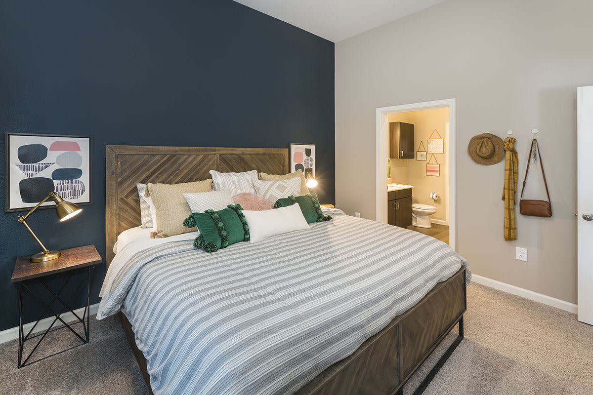 Aliso Briargate Apartments Image 5