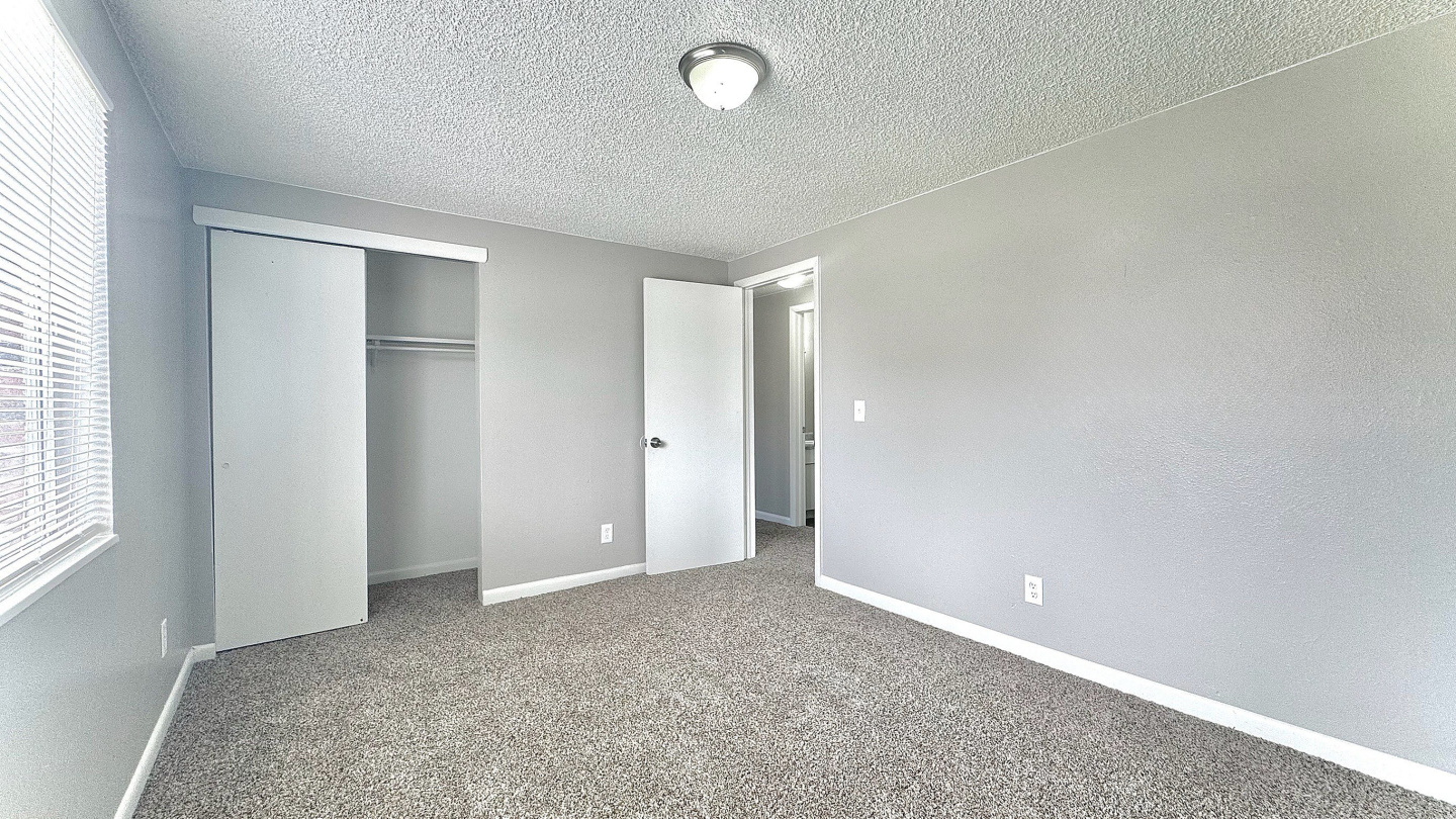 Summit Lofts Apartments Image 6