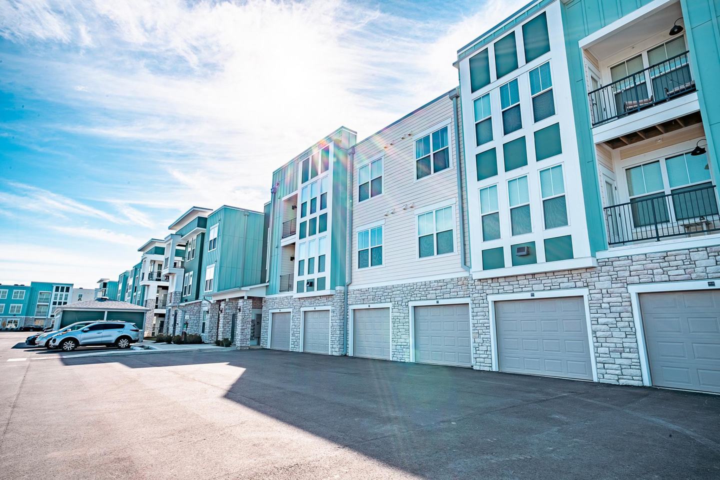 The Lennox at Copperleaf Image 19