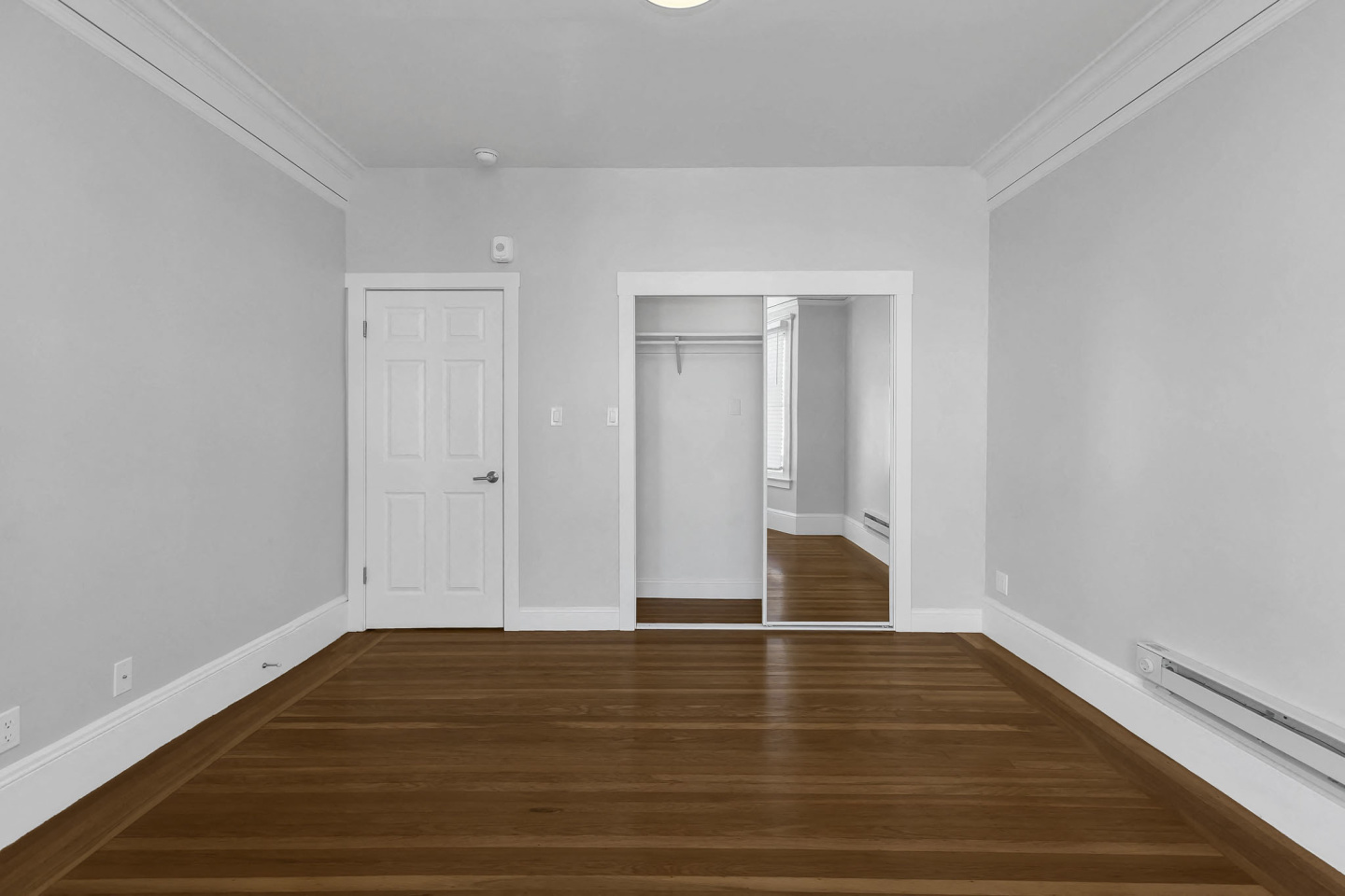 1675 Clay Street Image 11