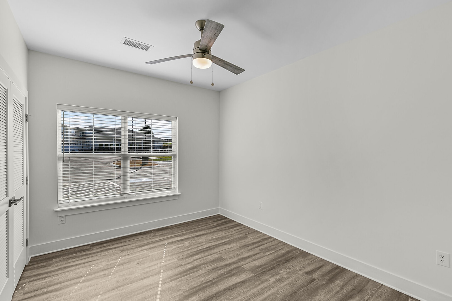 The Apartments at Copper Creek Image 11