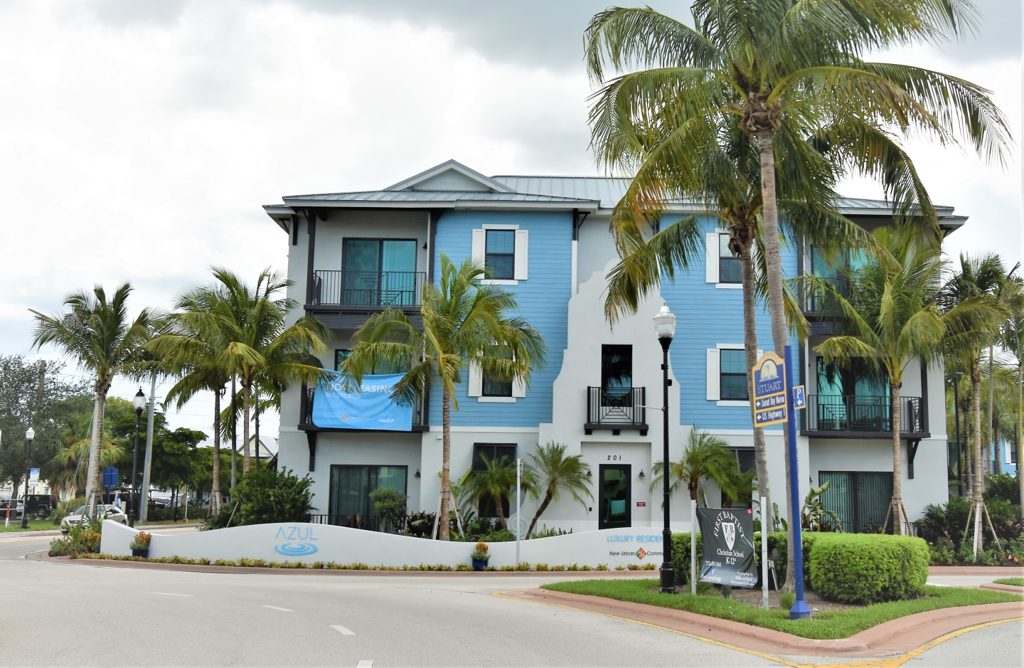 Azul Luxury Image 8
