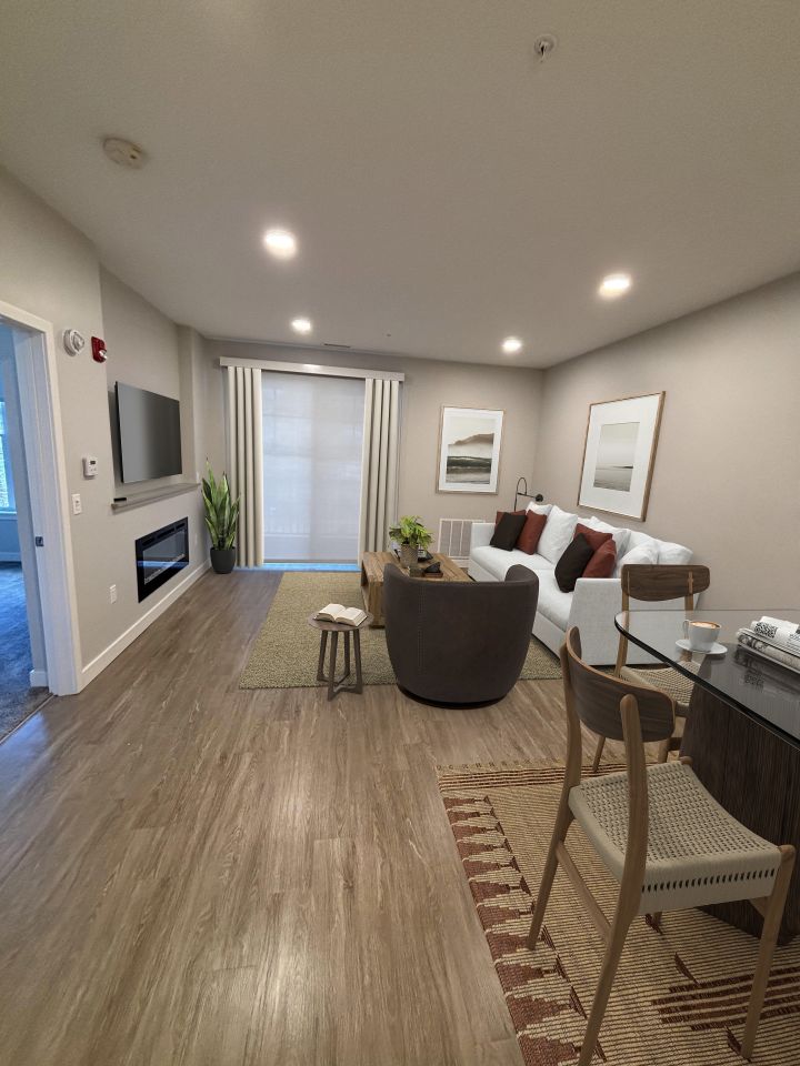 505 Sutton Image 19