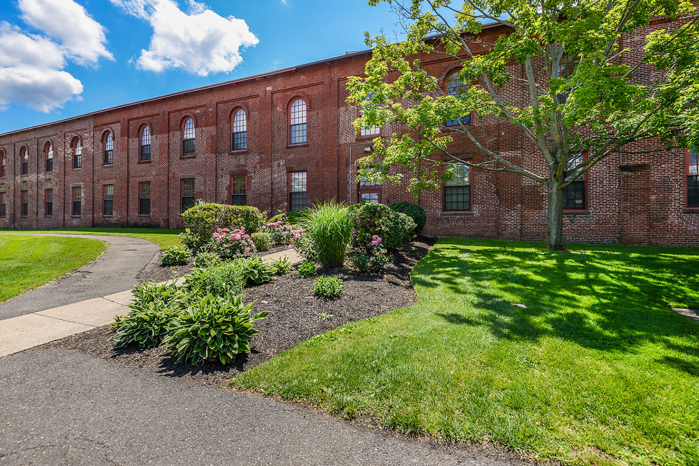 Bigelow Commons Image 13