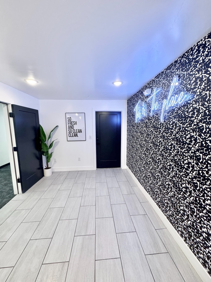 The Freehand Apartments Image 3