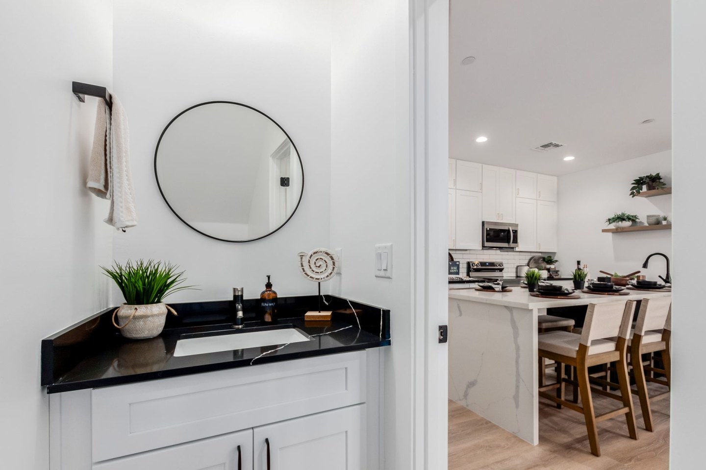 CJ Luxury Townhomes Image 23