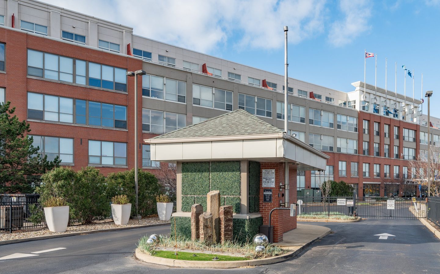 The Shoreline Apartments Image 30
