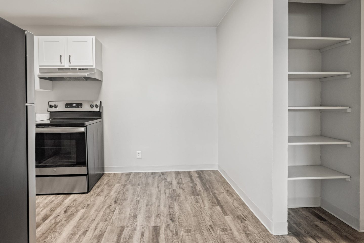 Tiburon Apartments Image 15