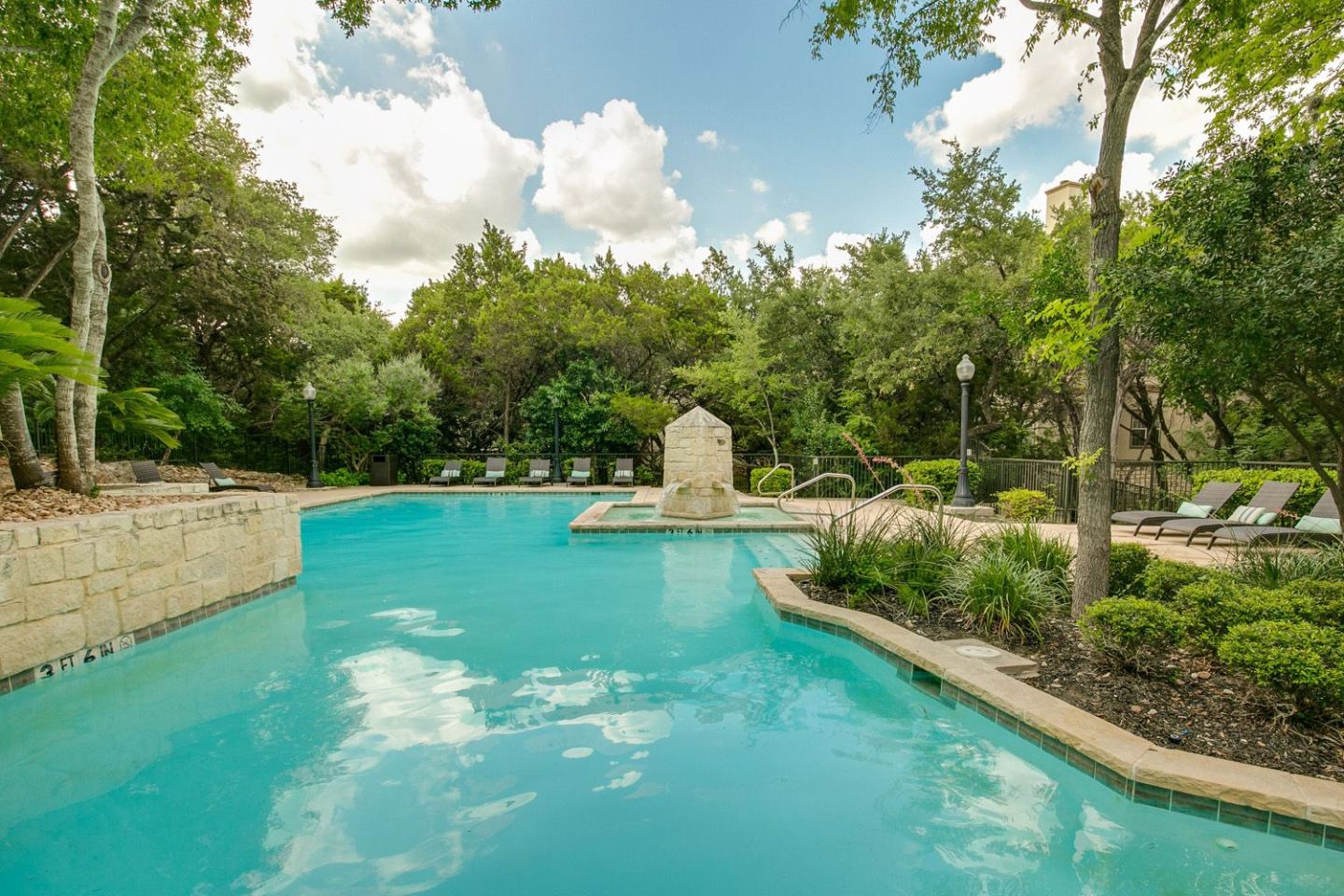 Vineyard Springs Image 8