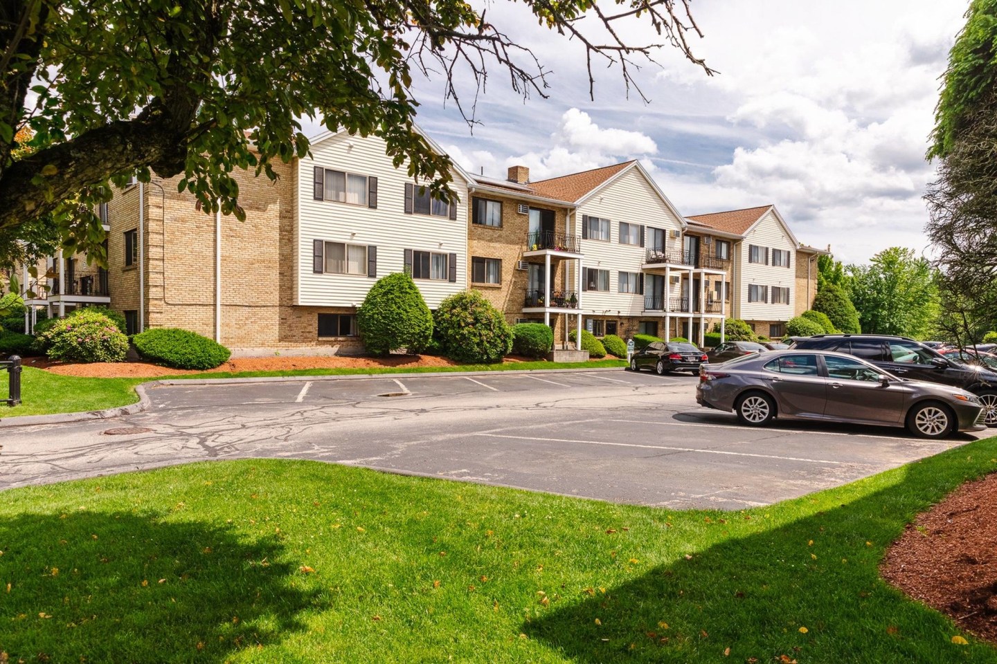 Princeton Park Apartments Image 81