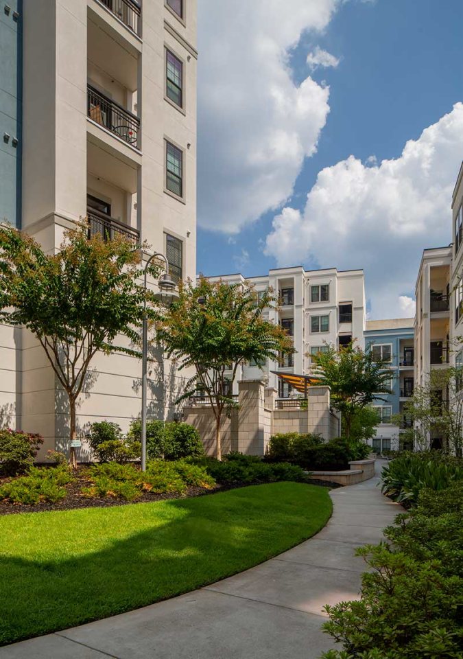 Elle of Buckhead Image 12