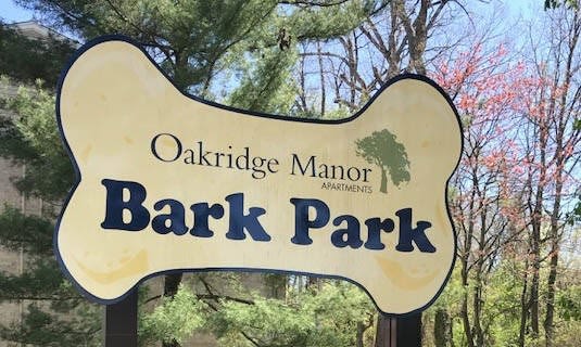 Oakridge Manor Image 13