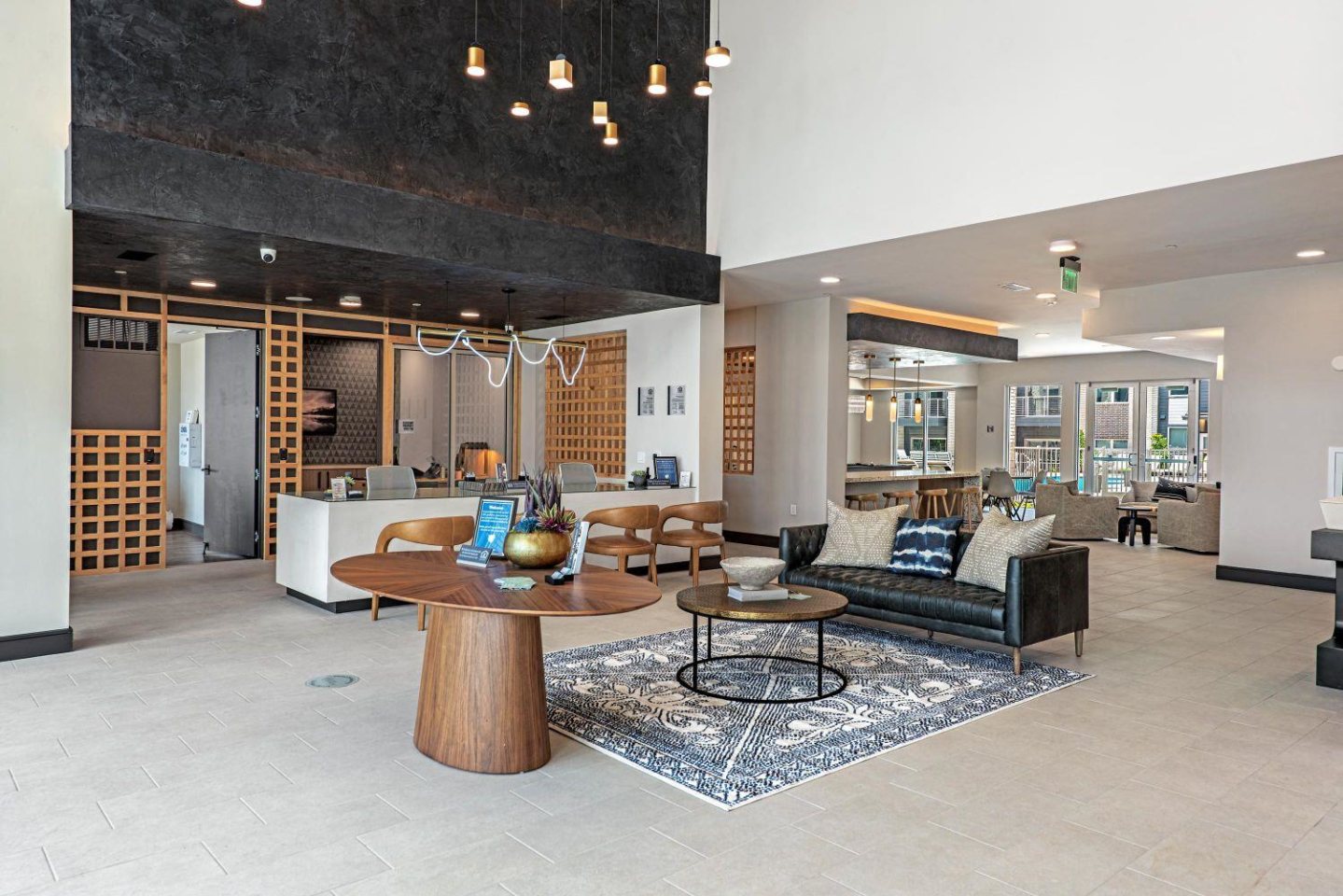 Luxia Preston Image 13